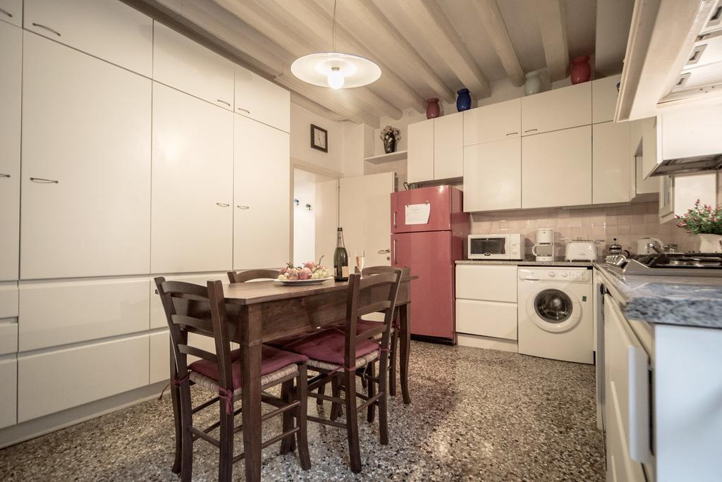 Accademia Terrazza Appartement *